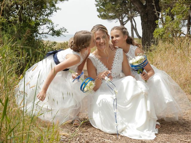 Le mariage de Aurélie et David à Crach, Morbihan 25