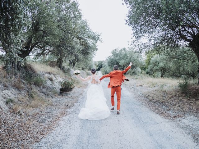 Le mariage de Jonathan et Noémie à Capestang, Hérault 2