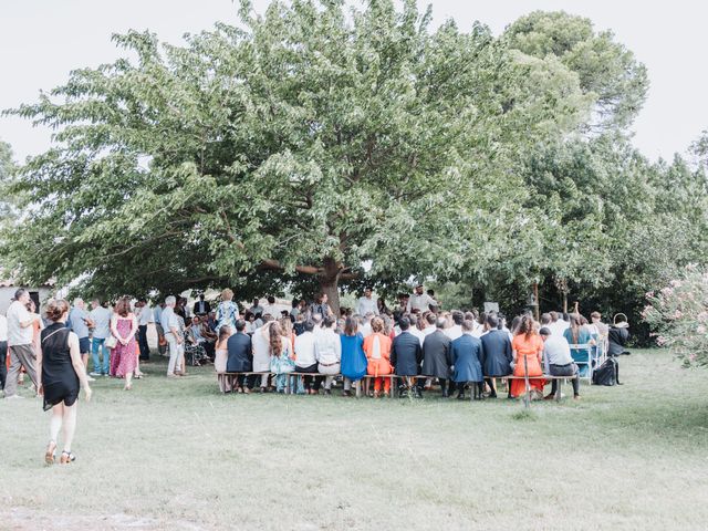 Le mariage de Jonathan et Noémie à Capestang, Hérault 32