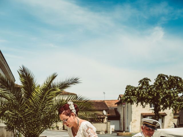 Le mariage de Aurélien et Virginie à Saint-Astier, Dordogne 19