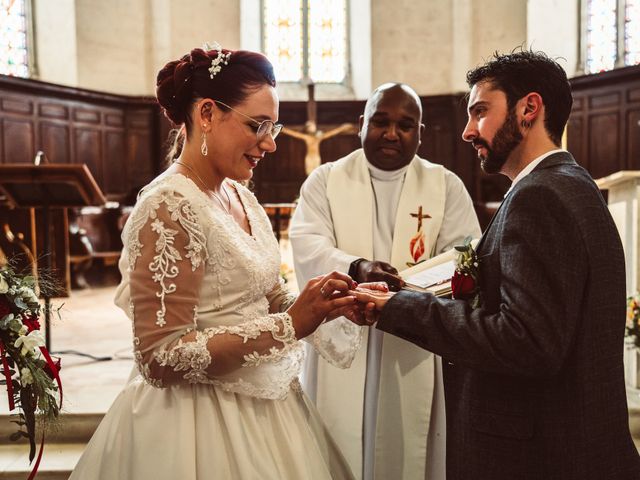 Le mariage de Aurélien et Virginie à Saint-Astier, Dordogne 35