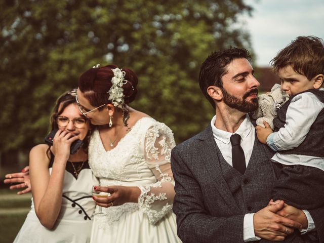 Le mariage de Aurélien et Virginie à Saint-Astier, Dordogne 43