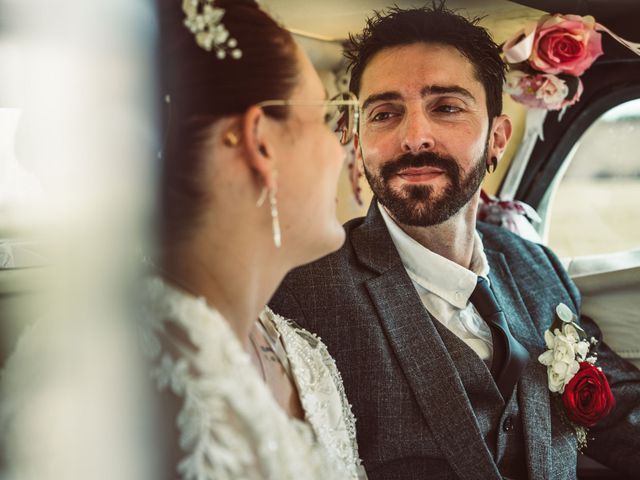 Le mariage de Aurélien et Virginie à Saint-Astier, Dordogne 56