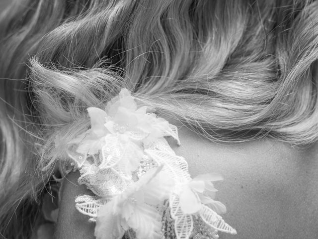 Le mariage de Julien et Elise à Grosseto-Prugna, Corse 26