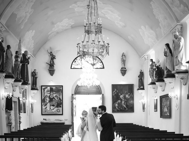 Le mariage de Julien et Elise à Grosseto-Prugna, Corse 58