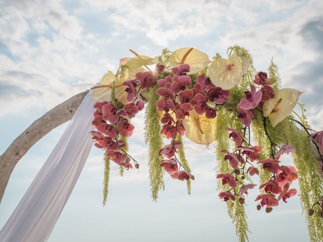 Le mariage de Julien et Elise à Grosseto-Prugna, Corse 63
