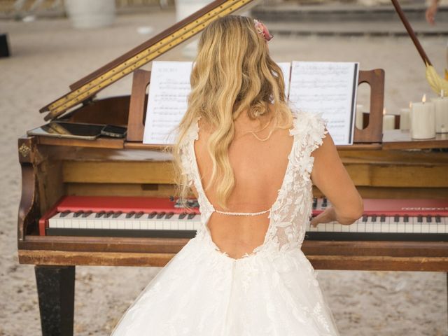 Le mariage de Julien et Elise à Grosseto-Prugna, Corse 70