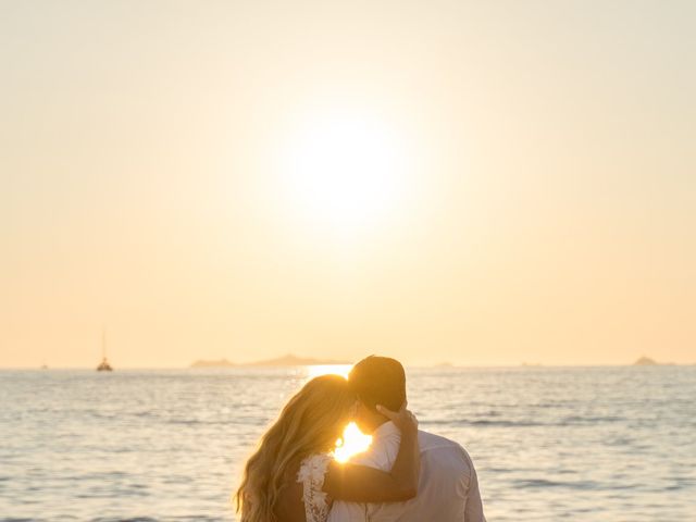 Le mariage de Julien et Elise à Grosseto-Prugna, Corse 83