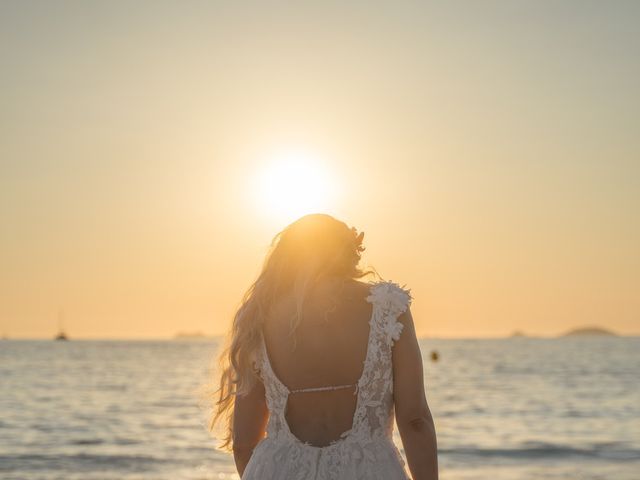 Le mariage de Julien et Elise à Grosseto-Prugna, Corse 85