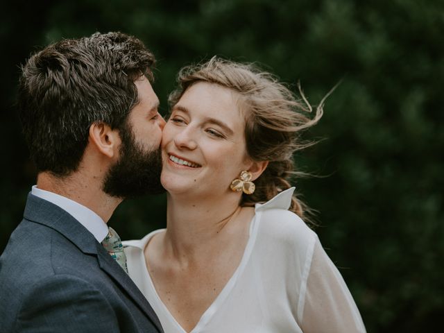 Le mariage de Guillaume et Jeanne à Le Bono, Morbihan 51