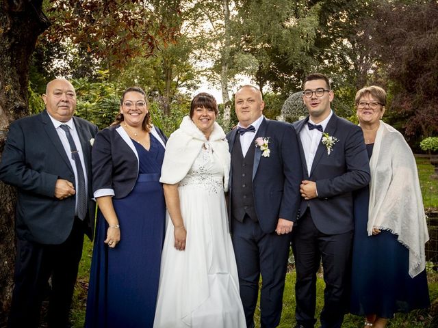 Le mariage de Pauline et Damien à Neuville-Saint-Rémy, Nord 77