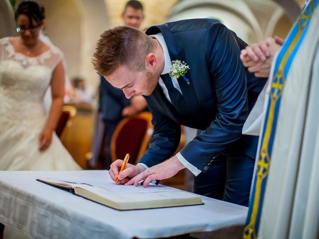 Le mariage de Cédric et Delphine à Ottmarsheim, Haut Rhin 22