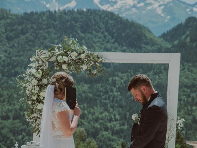 Le mariage de Nicolas et Mathilde à Le Pontet, Savoie 21