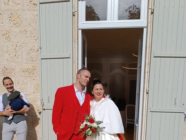 Le mariage de Damien et Sarah à Surgères, Charente Maritime 24