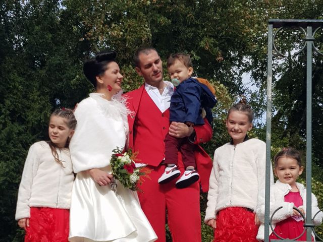 Le mariage de Damien et Sarah à Surgères, Charente Maritime 32