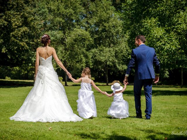 Le mariage de Anthony  et Aline à Le Magny, Indre 4