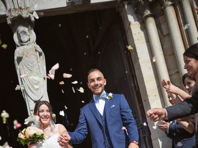 Le mariage de Simon et Laura à Fontenay-Trésigny, Seine-et-Marne 3