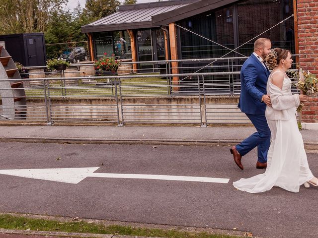 Le mariage de Adrien et Marine à Artres, Nord 10