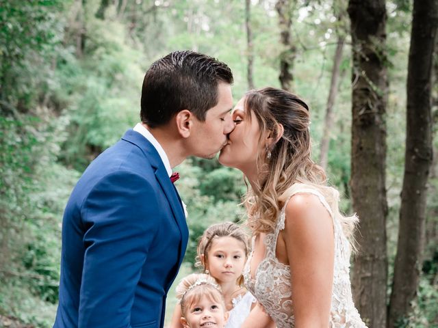 Le mariage de Angélique et Johan à Tournon-sur-Rhône, Ardèche 12