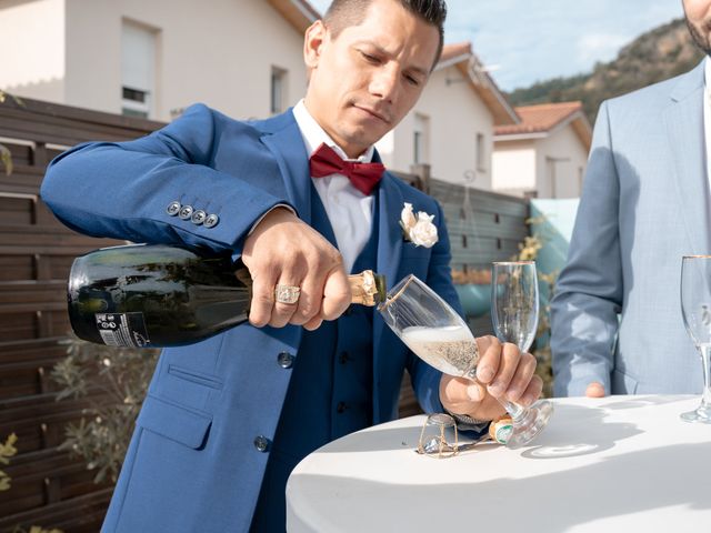 Le mariage de Angélique et Johan à Tournon-sur-Rhône, Ardèche 32