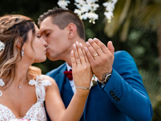 Le mariage de Angélique et Johan à Tournon-sur-Rhône, Ardèche 24