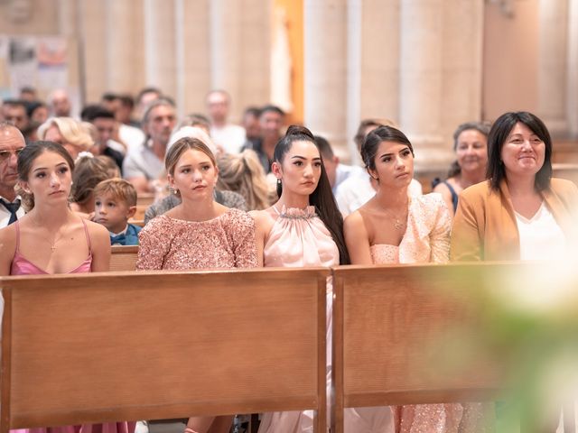 Le mariage de Angélique et Johan à Tournon-sur-Rhône, Ardèche 39