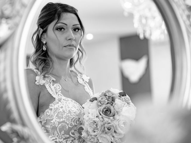 Le mariage de Angélique et Johan à Tournon-sur-Rhône, Ardèche 51