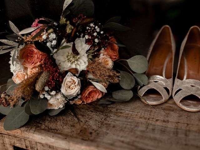 Le mariage de Mickael et Mélanie à Cellule, Puy-de-Dôme 4