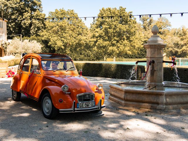 Le mariage de Pierre et Charlotte à Saint-Martin-de-Castillon, Vaucluse 19