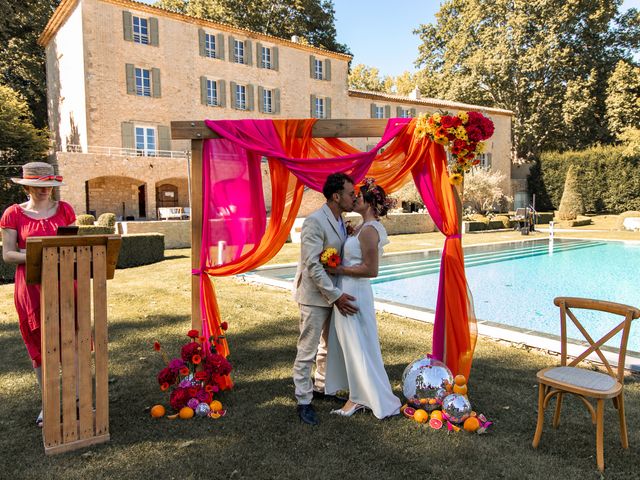 Le mariage de Pierre et Charlotte à Saint-Martin-de-Castillon, Vaucluse 35