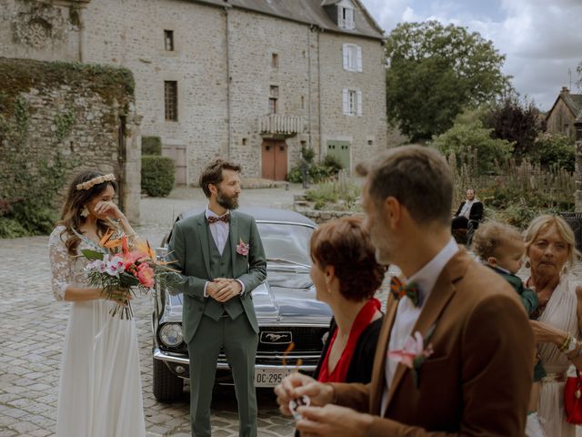 Le mariage de Damien et Julie à Pleugueneuc, Ille et Vilaine 4