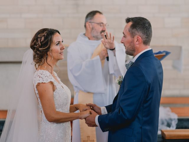 Le mariage de Thomas et Marjorie à Bretteville-sur-Odon, Calvados 27