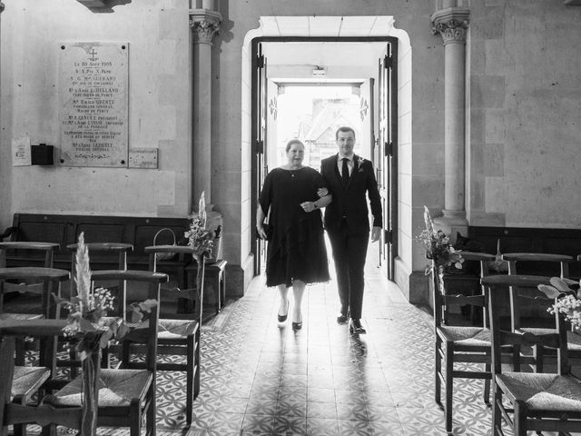 Le mariage de Alexandre et Marine à Hébécrevon, Manche 11