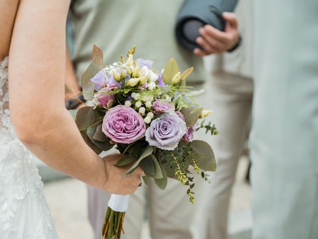 Le mariage de Benjamin et Coralie à Montussan, Gironde 22