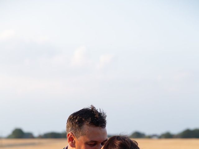 Le mariage de Jean-Baptiste et Leydis à Charny, Yonne 13