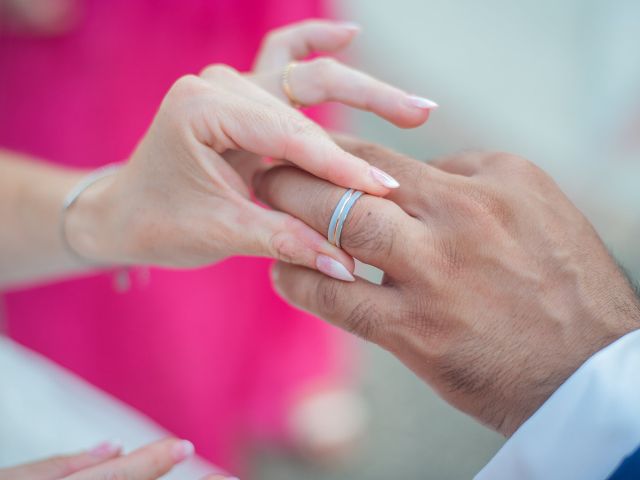 Le mariage de Stéphane et Christelle à Heyrieux, Isère 21