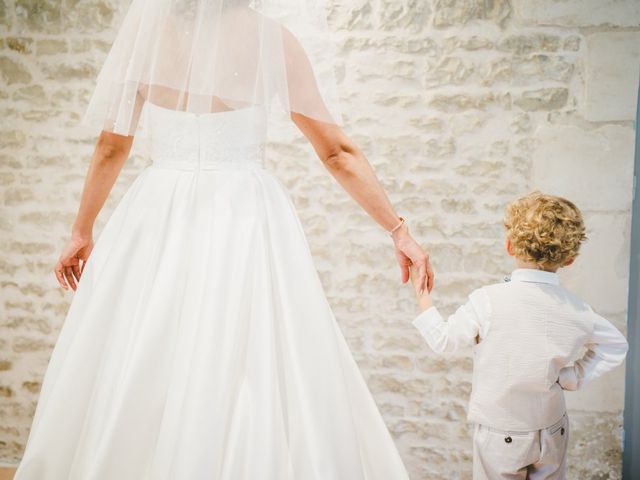 Le mariage de Charles et Maëlle à Benon, Charente Maritime 7