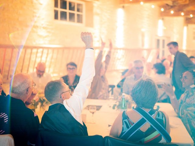 Le mariage de Charles et Maëlle à Benon, Charente Maritime 37