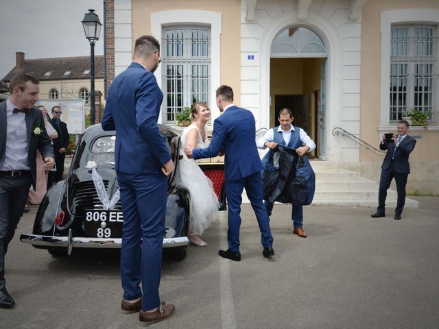 Le mariage de Corentin et Laurine à Bussy-en-Othe, Yonne 5