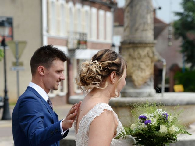 Le mariage de Corentin et Laurine à Bussy-en-Othe, Yonne 7