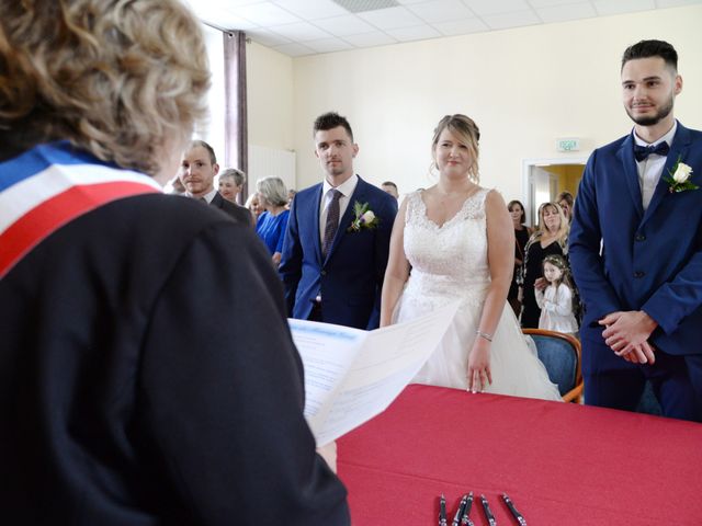 Le mariage de Corentin et Laurine à Bussy-en-Othe, Yonne 15