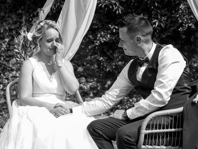 Le mariage de Arnaud et Vanessa à Saint-Évroult-Notre-Dame-du-Bois, Orne 24