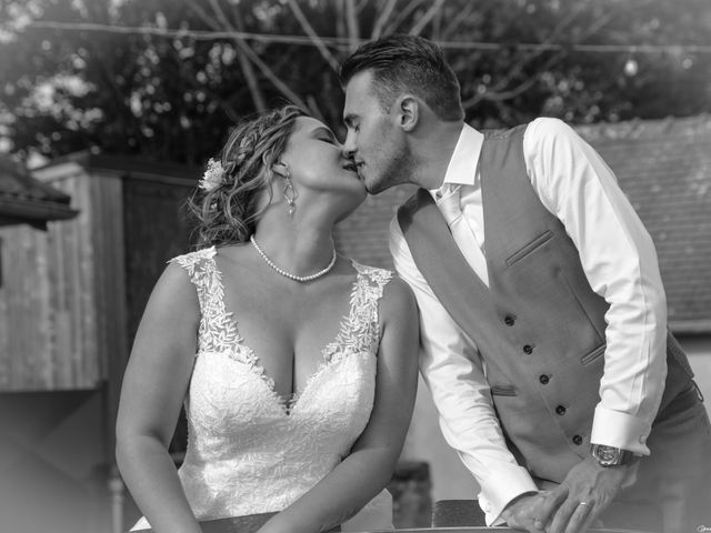 Le mariage de Allan et Auriane à Teloché, Sarthe 4