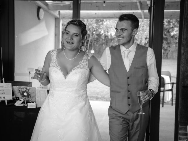 Le mariage de Allan et Auriane à Teloché, Sarthe 18