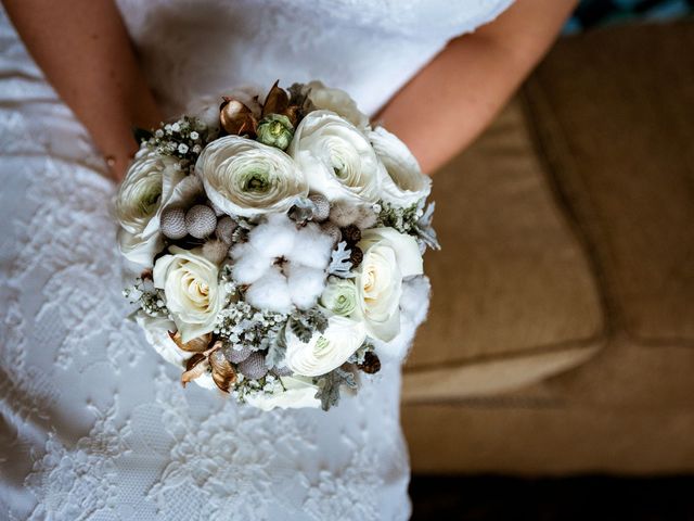 Le mariage de Bertrand et Coralie à Moulon, Gironde 25