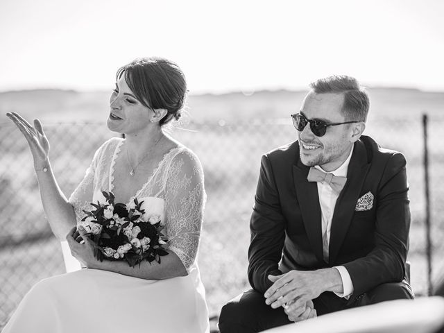 Le mariage de Micka et Clémentine à Denicé, Rhône 51