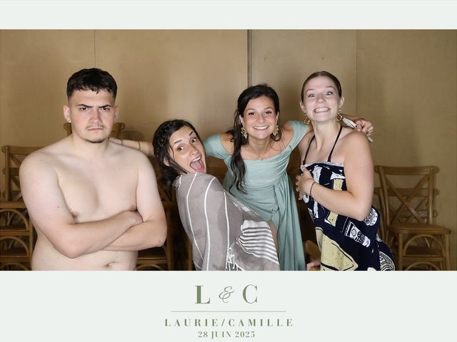 Le mariage de Camille et Laurie  à Les Landes-Génusson, Vendée 3