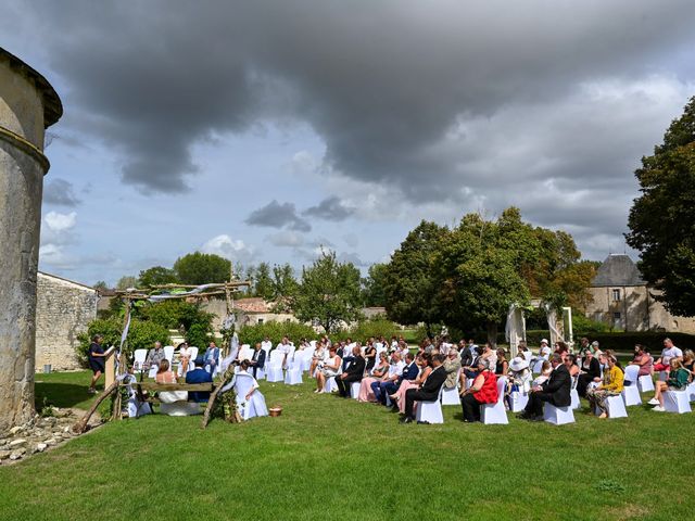 Le mariage de Steve et Amandine à Benon, Charente Maritime 29