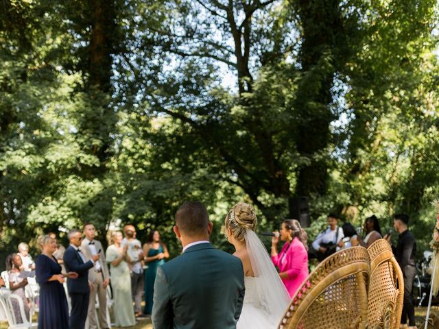 Le mariage de Richard et Lydie à Montaulin, Aube 15