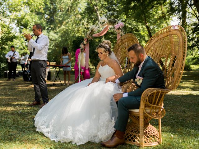 Le mariage de Richard et Lydie à Montaulin, Aube 19